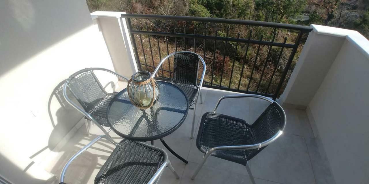 Apartments Ibis Čižići Extérieur photo