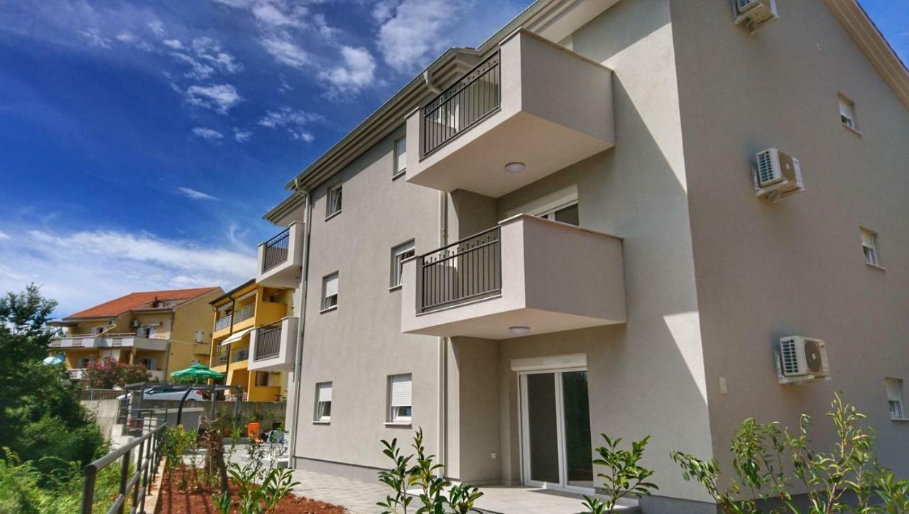 Apartments Ibis Čižići Extérieur photo