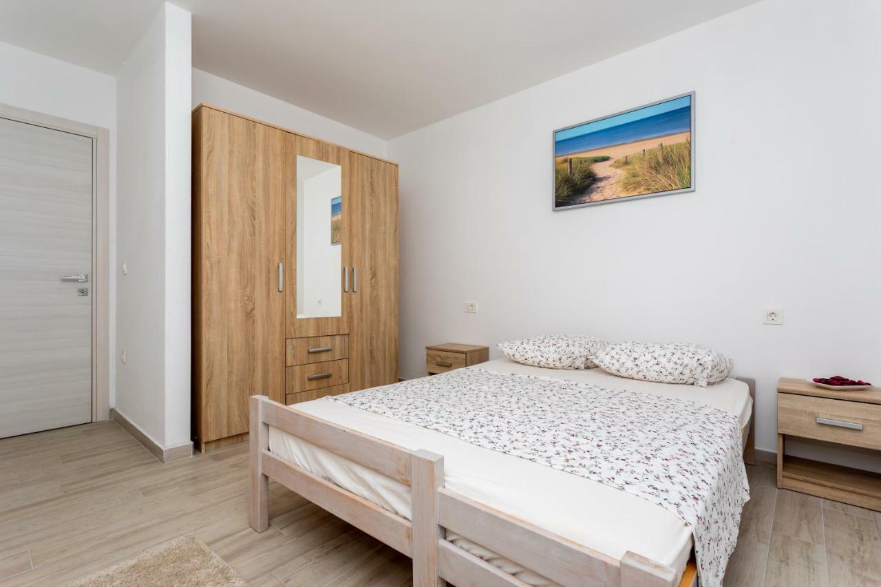 Apartments Ibis Čižići Extérieur photo